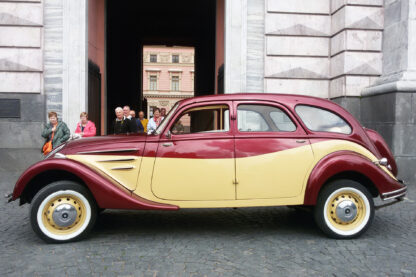 Peugeot 402 1936 - Image 4