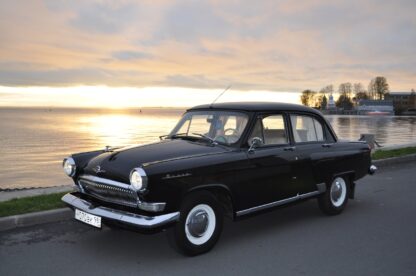 GAZ 21 Volga Black