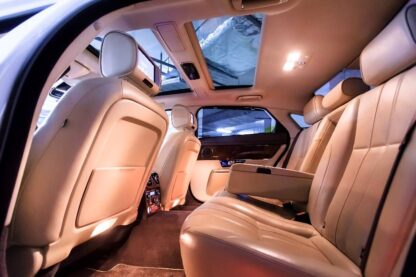 Jaguar XJ V8 Long - Image 4
