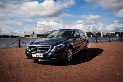 Mercedes-Benz S-class W222