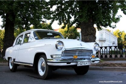 GAZ 21 White 2